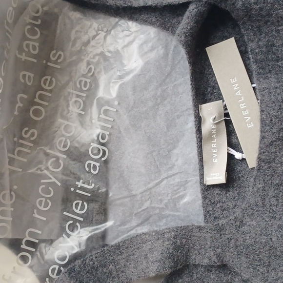 EVERLANE The Cozy-Stretch Tank - Picture 3 of 5